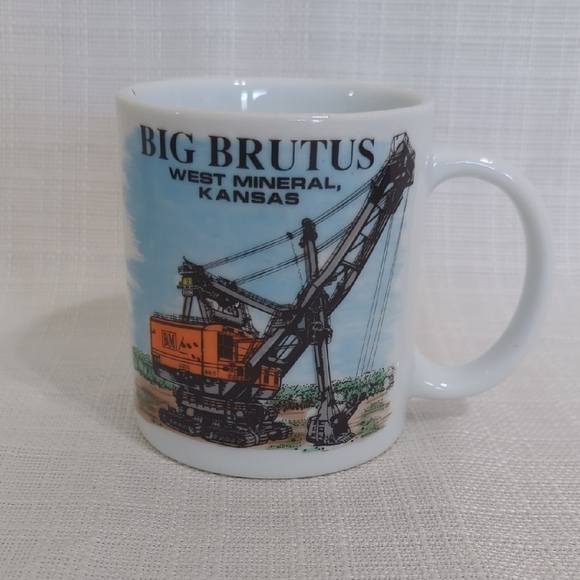Big Brutus Souvenir Mug - White and Orange - Picture 1 of 8